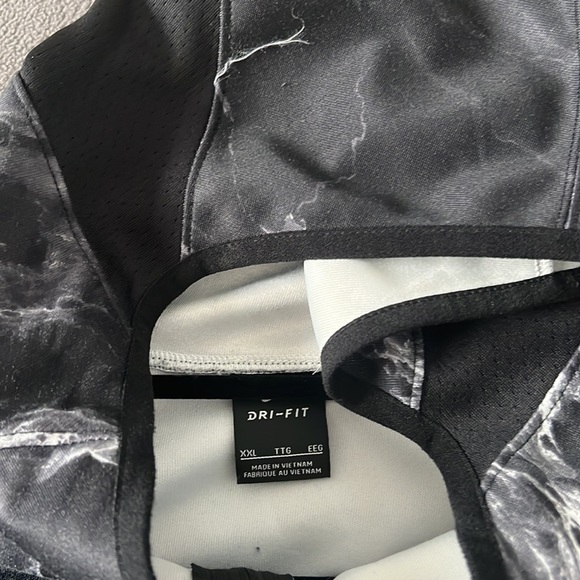 2xl Nike dri fit smoked out hoodie hard to find - Picture 5 of 5